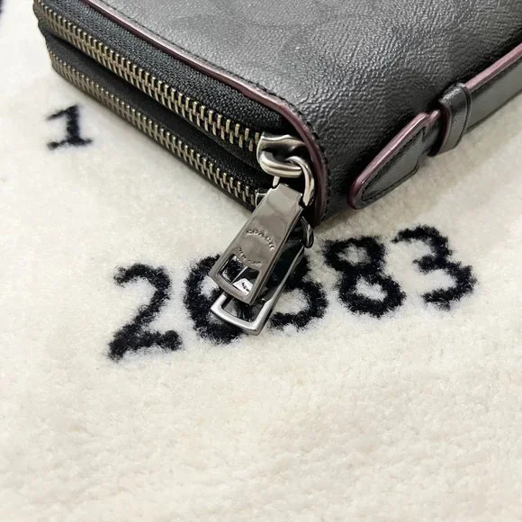 Coach Signature Double Zip Travel Organizer with Wrist Strap Black Oxblood